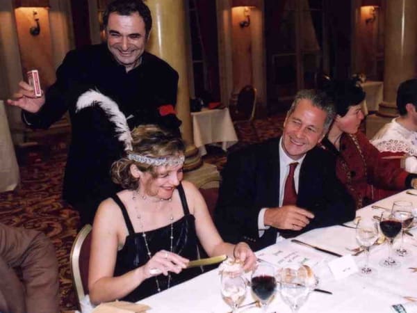 Animation Magie et Close-up en IDF