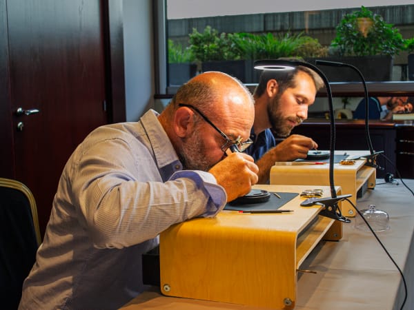 Atelier d'assemblage de montre à Paris 12ème