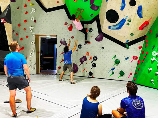 Team Building Initiation à l'Escalade à Lille (59)