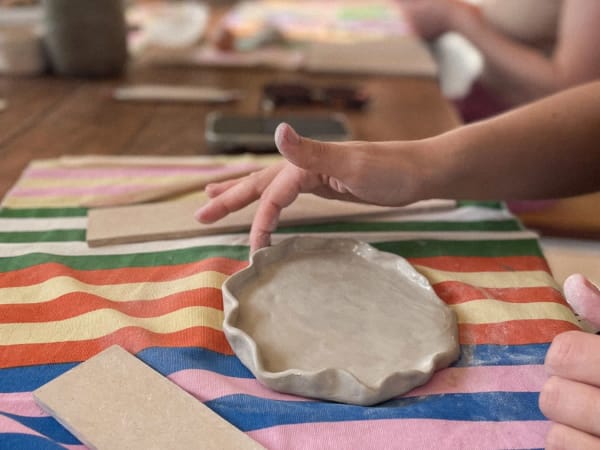 Atelier Modelage & peinture sur céramique à Toulouse (31)