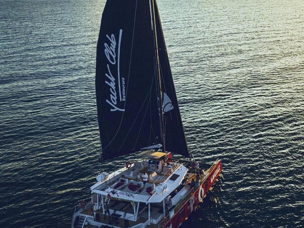 Soirée Love Boat Expérience en catamaran depuis La Grande-Motte