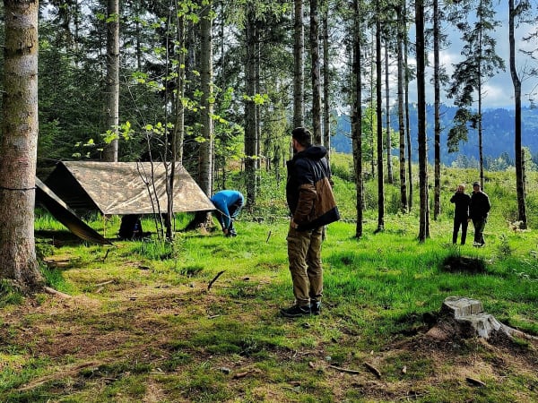 Team Building stage de survie dans les Vosges (88)