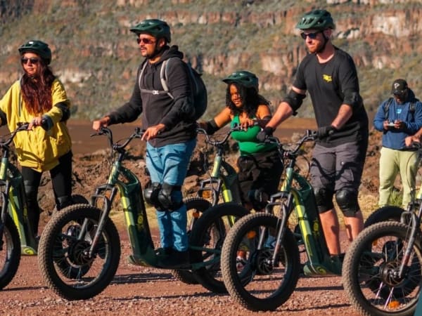 Visite en trottinette électrique sur les routes du volcan (974)
