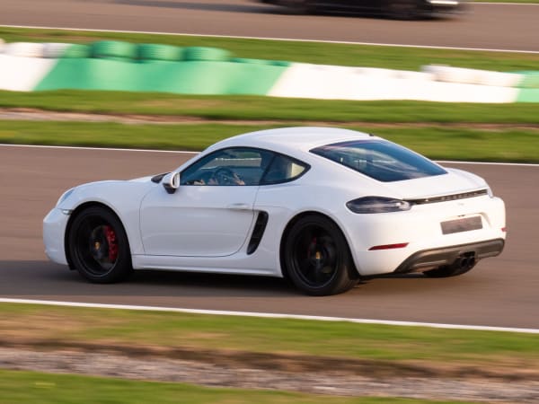 Stage duo Porsche Cayman S718+Ferrari 488, Circuit Pont l'Evêque