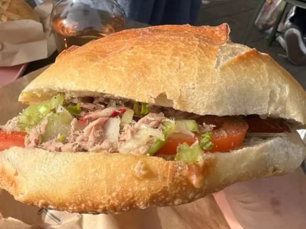 Balade gourmande du Marché de la Libération à Nice (06)