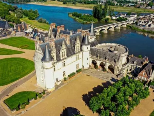 Vol en hélicoptère au-dessus d'Amboise