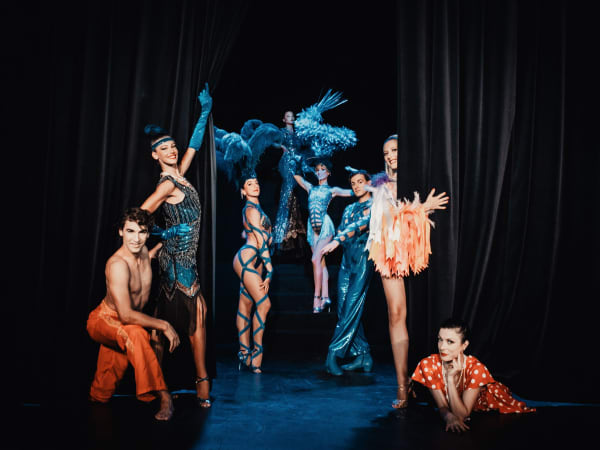 Team Building Repas Spectacle au Cabaret "L'étoile bleue"