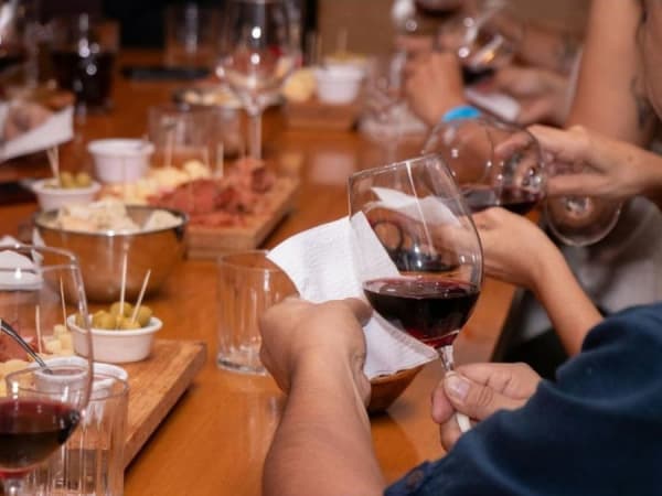 Atelier EVJF/EVG "Dégustation en jeux" à domicile (37)