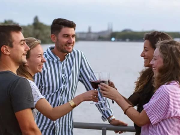 Cruise & aperitif on the Garonne in Bordeaux (33)