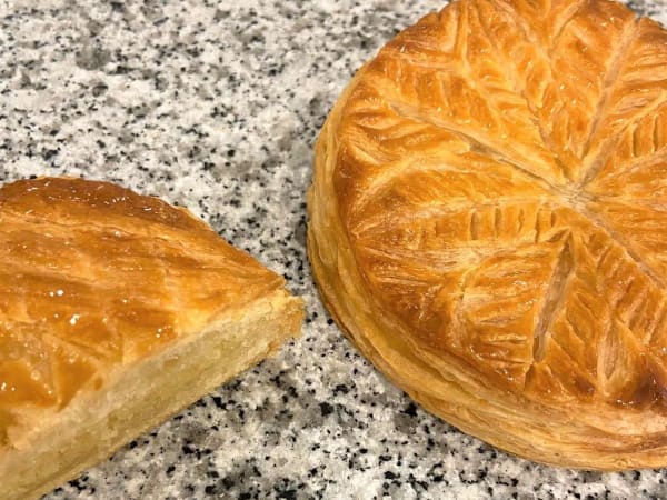 Team Building  atelier galette des rois à Paris 2ème