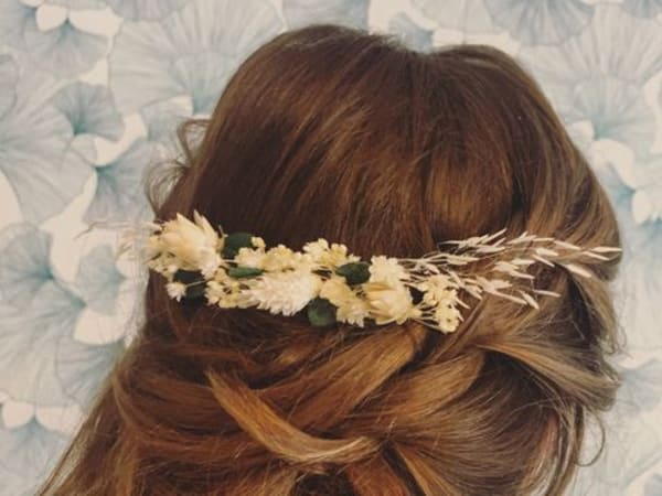 Atelier création d'un accessoire en fleurs séchées à Lille (59)