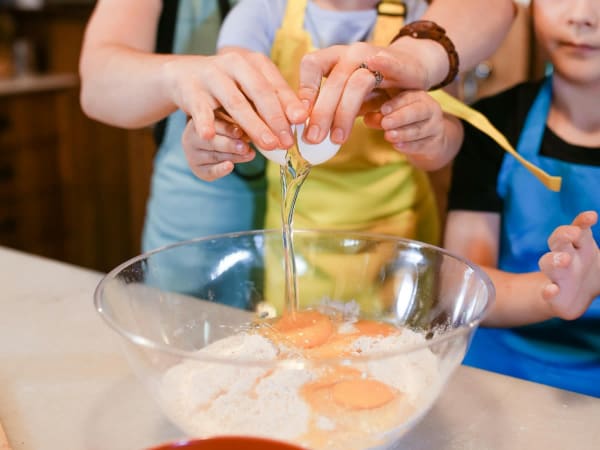 Taller de cocina para padres e hijos en Seilh (31)