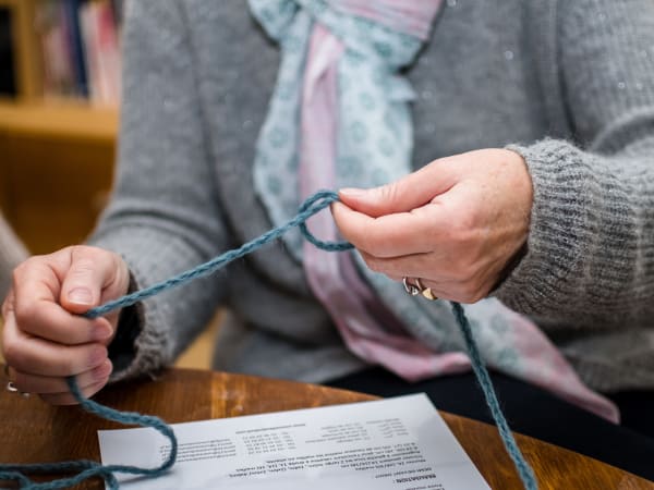 Taller "Aprenda a tejer calcetines" en el distrito 17 de París