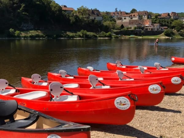 Canoe trip Circuit des 6 Château in Saint-Vincent-de-Cosse (24)