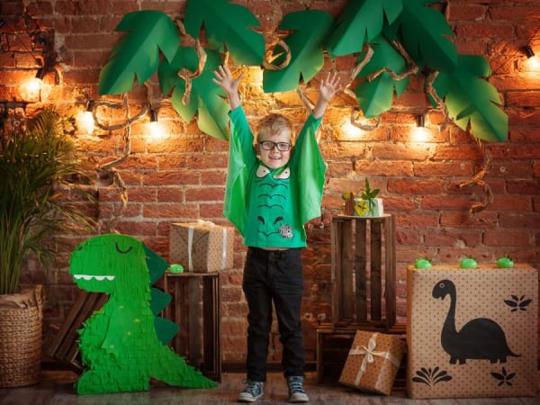 Anniversaire Dinosaure 3-8 ans à domicile (IDF)