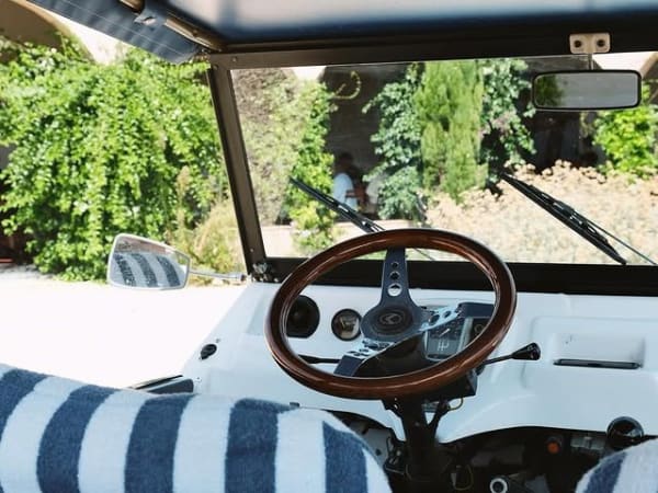 Team Building Balade en Méhari à Bandol (83)