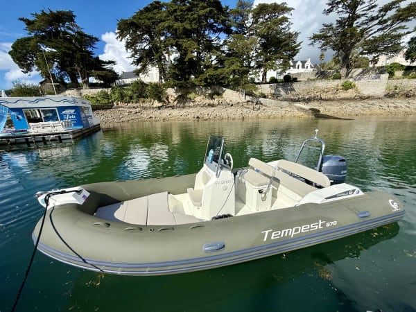 Location de bateau avec permis 8 pers. à Combrit Sainte-Marine