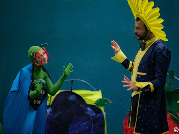 Spectacle Enfant immersif "La chenille qui fait des trous"