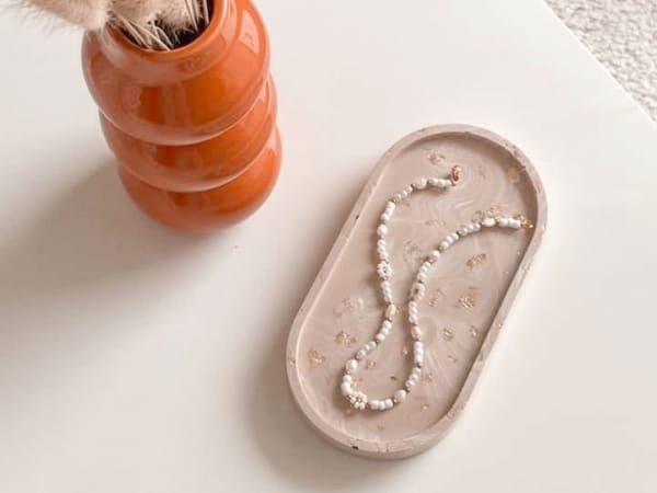 Team Building Atelier objet en résine jesmonite à Paris 2ème