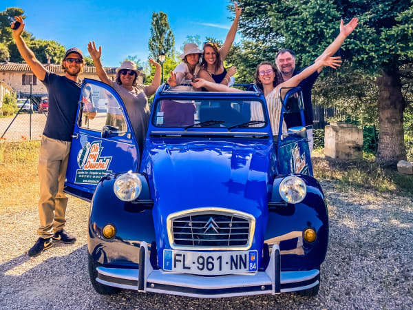 Team Building balade et découverte de la Provence en 2CV