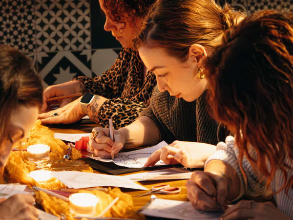 Creative themed afterwork in Hyères (83)