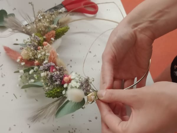 Taller de coronas de flores secas en Estrasburgo (67)