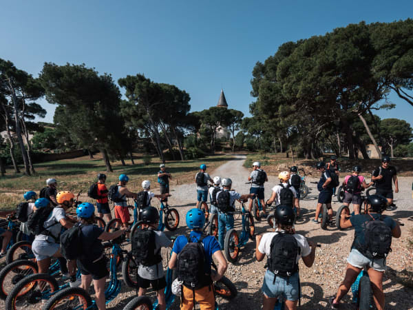 Team Building randonnée en trottinette électrique à Leucate (11)