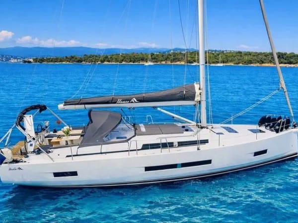 Crucero privado de medio día en velero por las islas Lérins