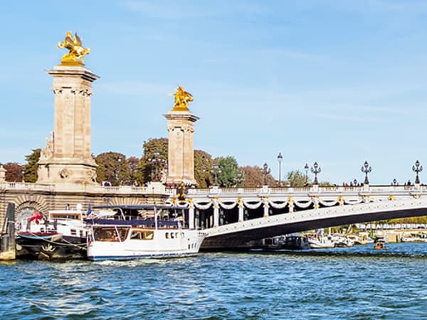 Croisière promenade sur la Seine par Batobus