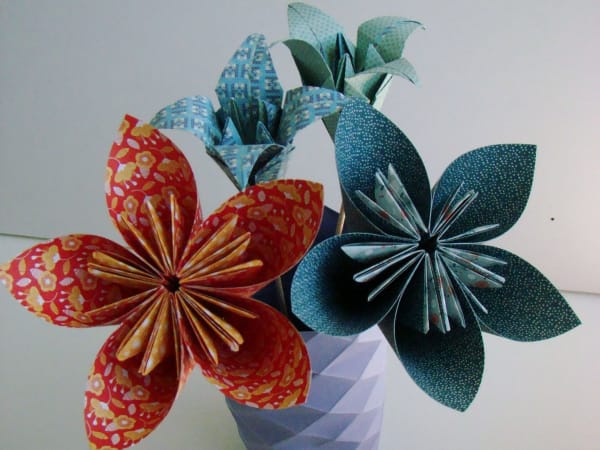 Atelier  vase et fleurs en origami à Montpellier (34)