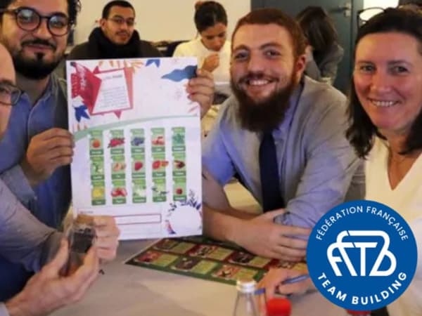 Team Building Enquête Olfactive "Parfum de Meurtre" à Paris 11