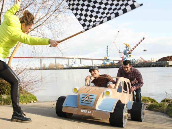 Team Building Construction et Course de Bolides en Carton