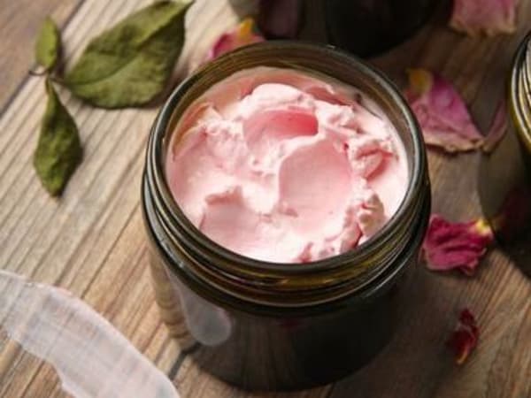 Atelier fabrication d'un duo de crème à Paris 1er