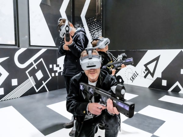 Anniversaire 12-16 ans réalité virtuelle à EVA Lyon (69)