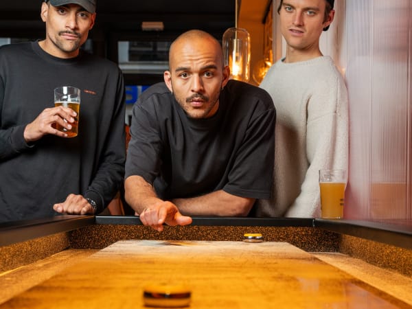 Team building session de Shuffleboard à Paris 10ème