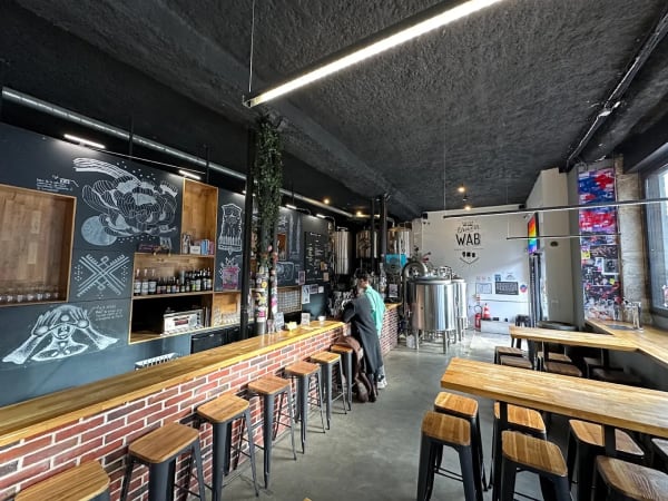 Taller de elaboración de cerveza en el distrito 11 de París