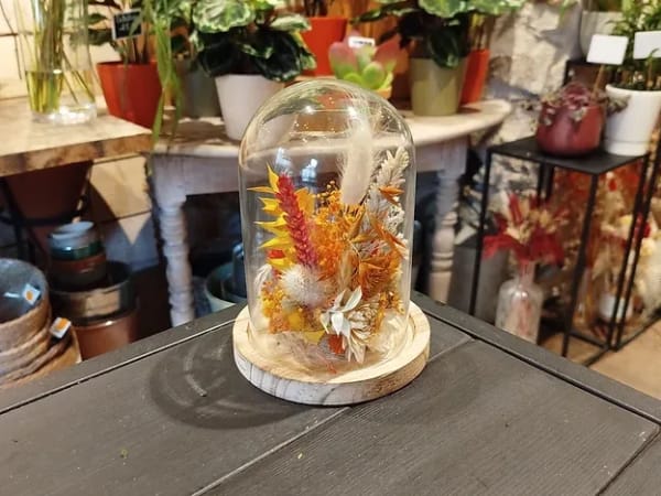 Atelier création d'une cloche en fleurs séchées  à Nantes (44)