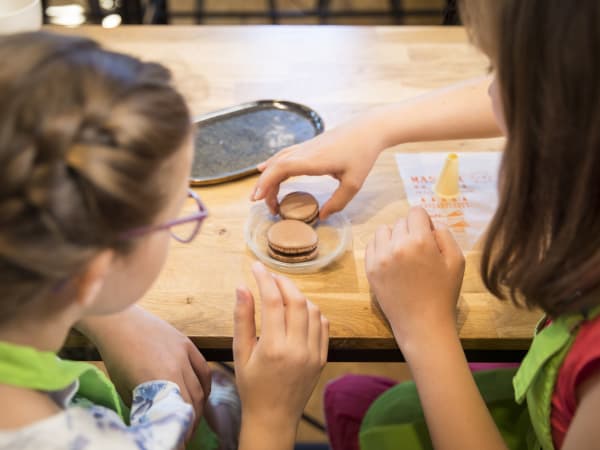 Parent/child macaroon workshop at Galeries Lafayette