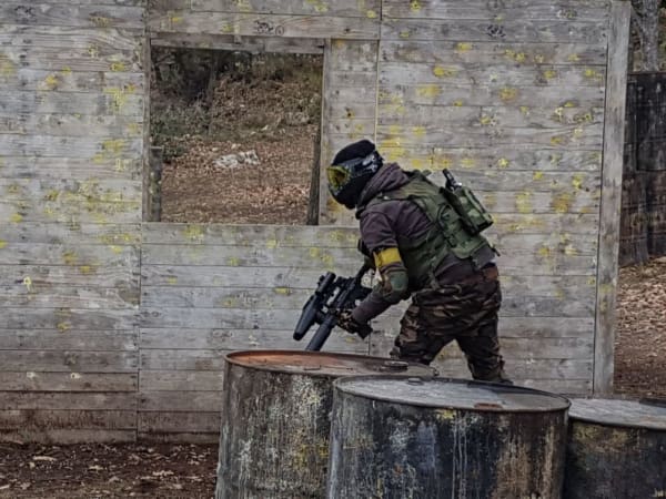 Paintball at Cabris near Grasse (06)