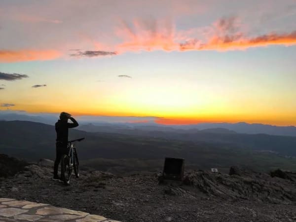 Balade coucher de soleil en VTT éléctrique à Força Réal (66)