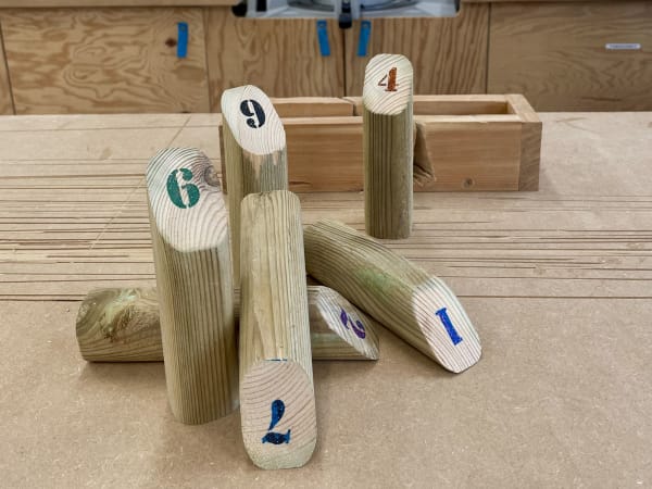 Taller de creación de juegos Molkky en el distrito 18 de París