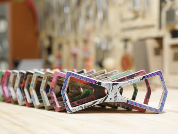Création d'un accessoire en skateboard recyclé à Seichamps (54)