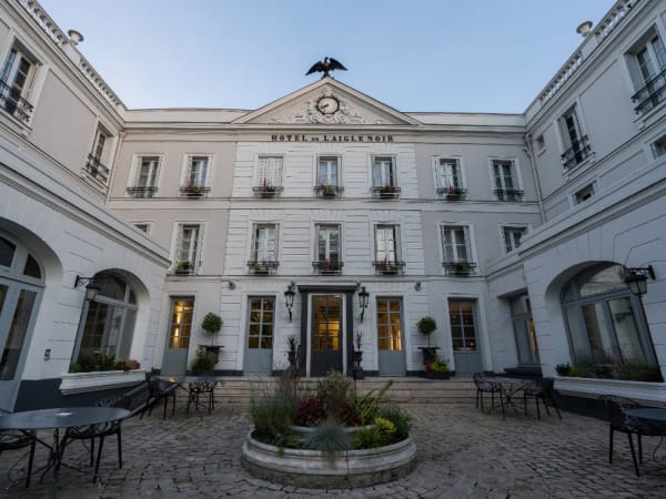 Hôtel Aigle Noir Fontainebleau (77)