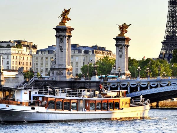 Team Building Cuisine en Seine à Paris