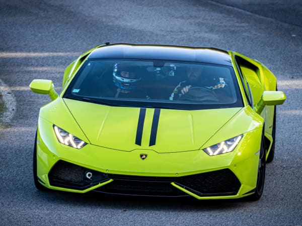 Lamborghini Huracán + Ferrari F8 a dúo en La Ferté Gaucher