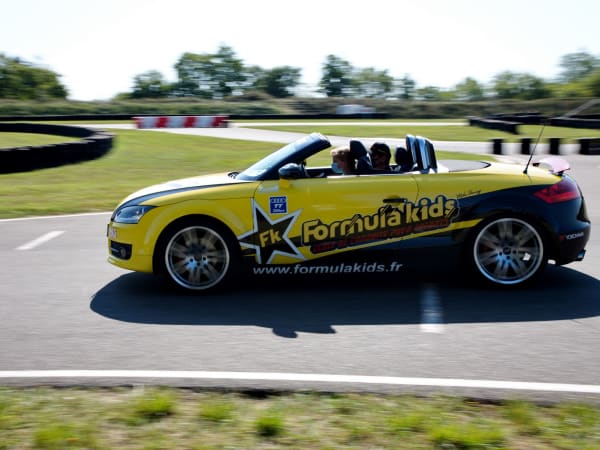 Stage Pilotage Enfant en Audi TT à Pau (64)