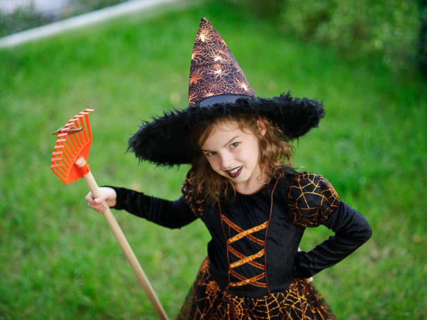 Anniversaire Sorcière 3-10 ans à domicile (IDF)