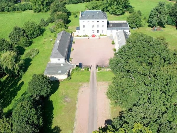 Le domaine de Chapeau proche du Mans (72)