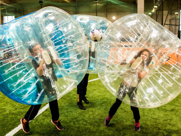 Anniversaire Bubble Foot 8-15 ans à Toulouse Montaudran