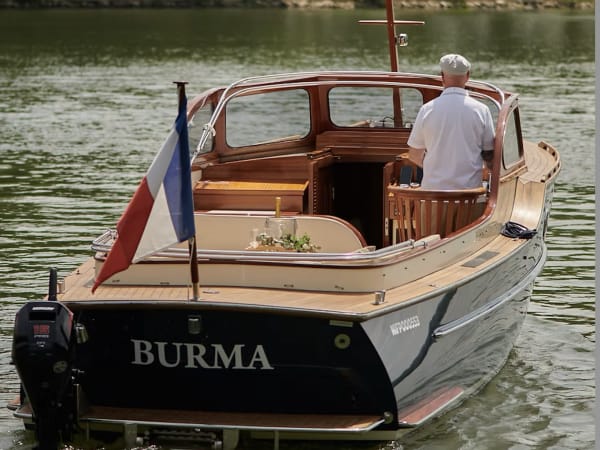 Private cruise on the Seine aboard a Dutch motorboat